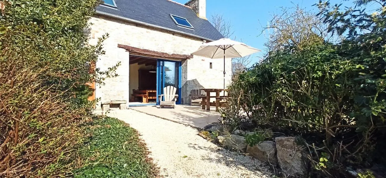 Hotel La Ferme du Père à Kermorocʼh France